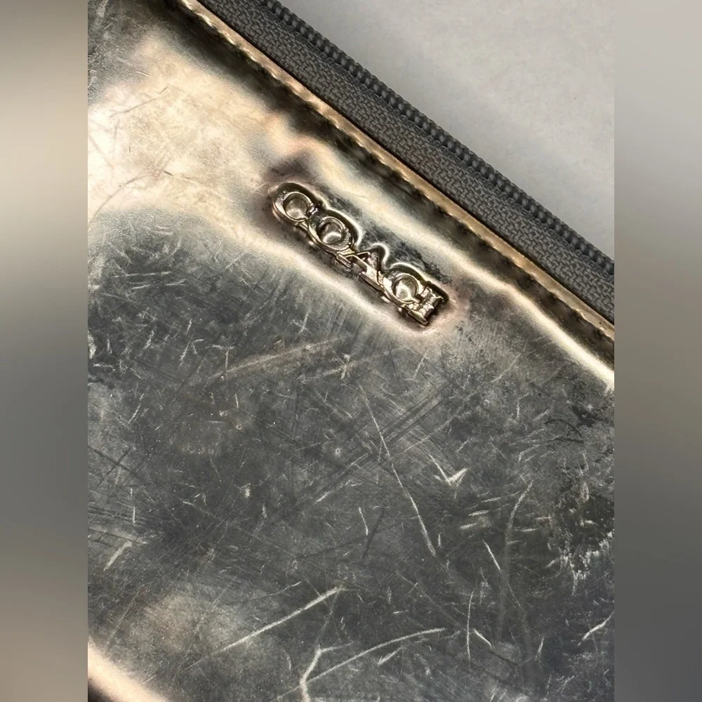 VINTAGE Coach Metallic Wristlet Wallet